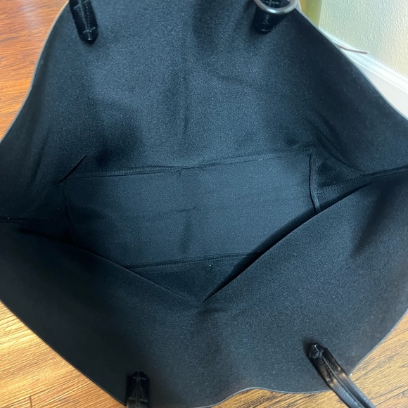 Victoria's Secret leather tote - Picture 5 of 6